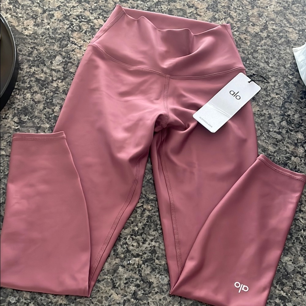 ALO Yoga Rose Pink Leggings